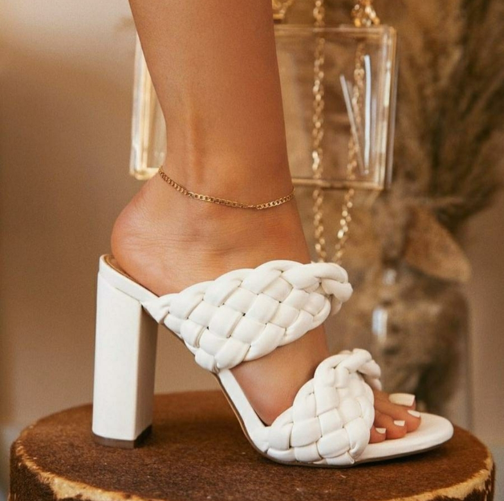 Barbara Chunky Heels - Nude